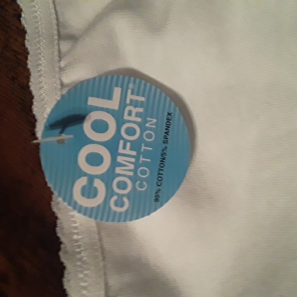 NWT Bali 3X/10 White Super Comfy Brief Cool Panties - Picture 5 of 9